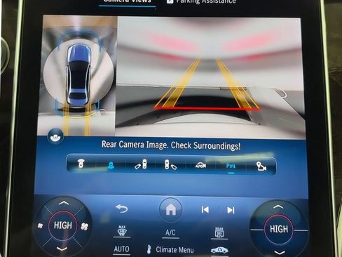 Used 2023 Mercedes-Benz C 43 AMG 4MATIC Sedan image 22