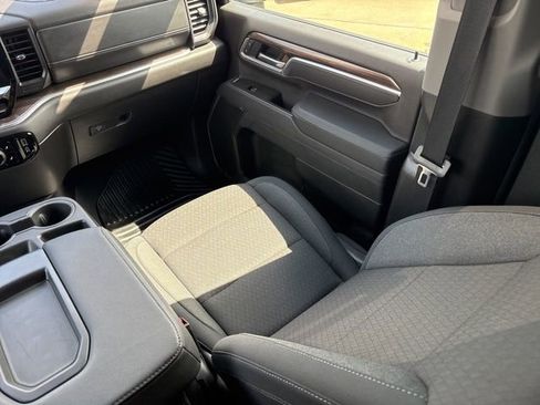 Used 2025 Chevrolet Silverado 2500 LT w/ Safety Package AWD/4WD image 17