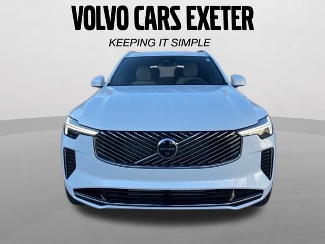 New 2026 Volvo XC90 T8 Plus w/ Protection Package Premier AWD/4WD image 2
