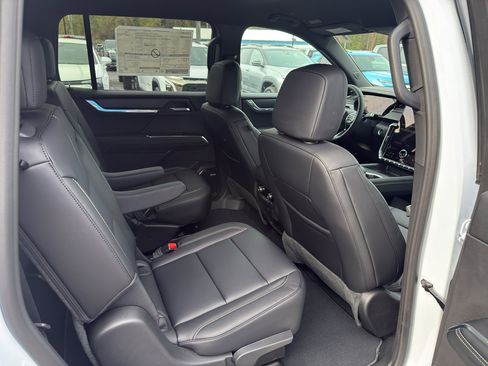 New 2026 GMC Acadia Elevation w/ Black Edition image 14