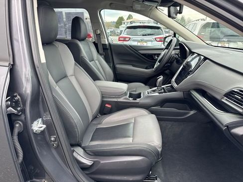 Certified 2025 Subaru Outback Onyx Edition image 9