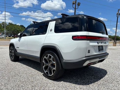 Used 2024 Rivian R1S Adventure AWD/4WD image 6