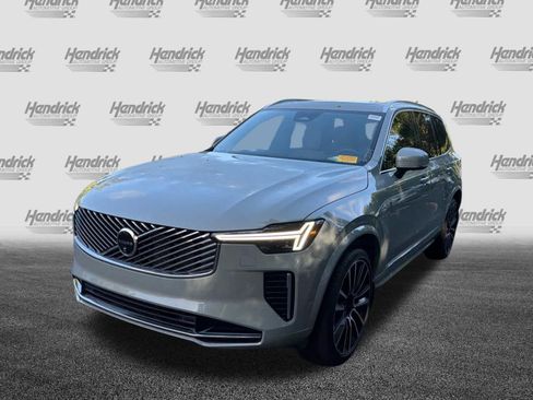 Used 2025 Volvo XC90 B6 Plus AWD/4WD image 6