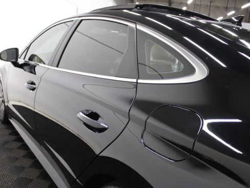 Used 2023 Hyundai Sonata Limited w/ Cargo Package image 9