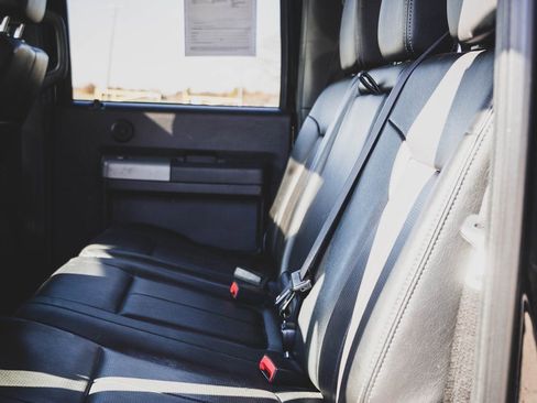 Used 2016 Ford F350 Lariat image 23