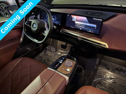 Used 2023 BMW iX M60 w/ Executive Package image 9
