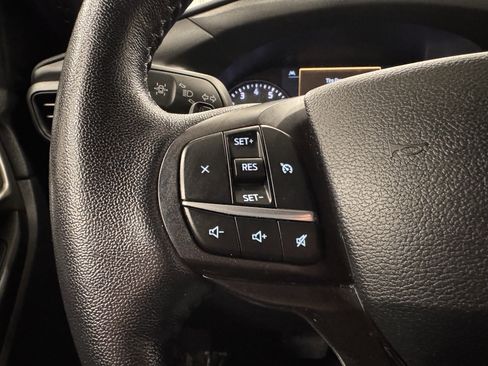 Used 2020 Ford Explorer XLT image 13