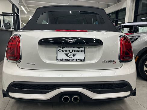 Certified 2024 MINI Cooper S image 7
