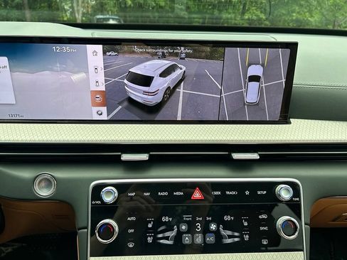 Certified 2026 Genesis GV80 3.5T Advanced AWD/4WD image 15