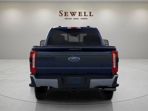 Used 2025 Ford F250 Lariat w/ Chrome Package AWD/4WD image 4