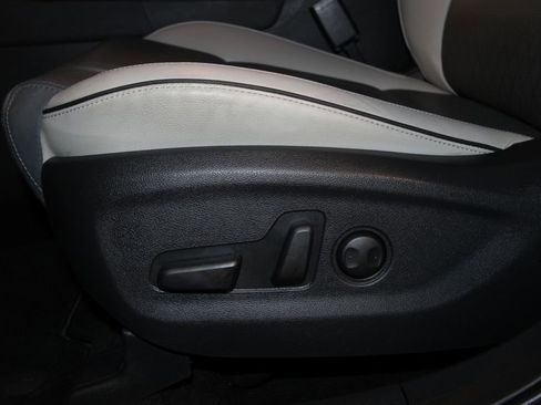 Used 2019 Kia Sportage EX w/ EX Sport Appearance Package image 9