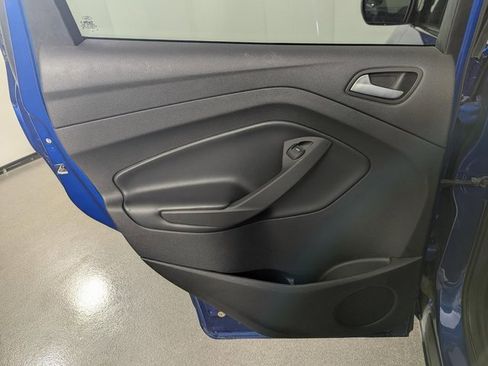 Used 2018 Ford Escape SE image 15