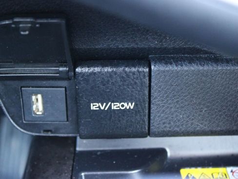 Used 2023 Toyota Camry XSE image 40