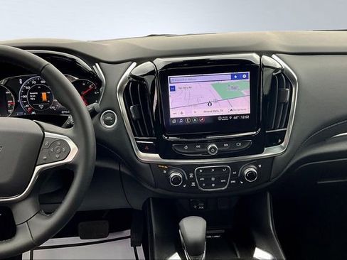 Used 2023 Chevrolet Traverse High Country image 10