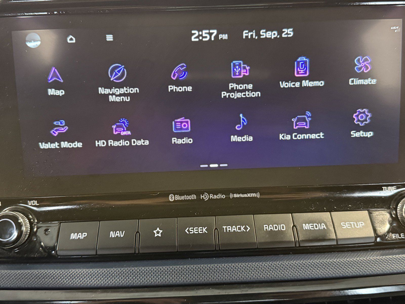Used 2023 Kia Seltos S w/ Navigation Package FWD image 12