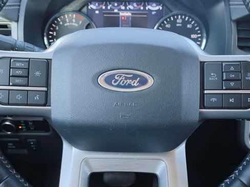 Certified 2024 Ford Expedition Max XLT image 18