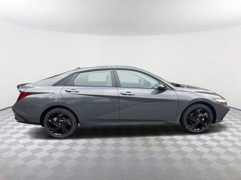 New 2026 Hyundai Elantra Sport FWD image 4
