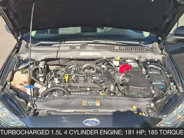 Used 2018 Ford Fusion SE w/ Fusion SE Technology Package FWD image 24