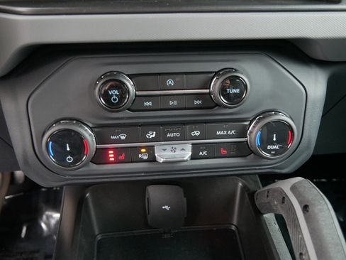 Certified 2022 Ford Bronco Big Bend image 23