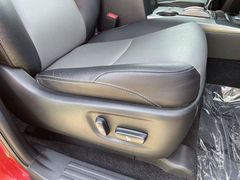 Used 2016 Toyota 4Runner SR5 Premium AWD/4WD image 20