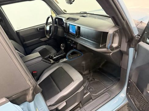 Used 2023 Ford Bronco Black Diamond w/ Sasquatch Package AWD/4WD image 37