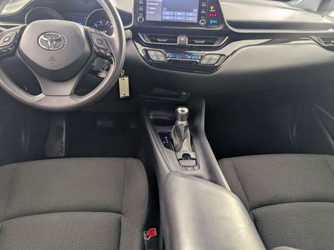 Used 2019 Toyota C-HR LE FWD image 21