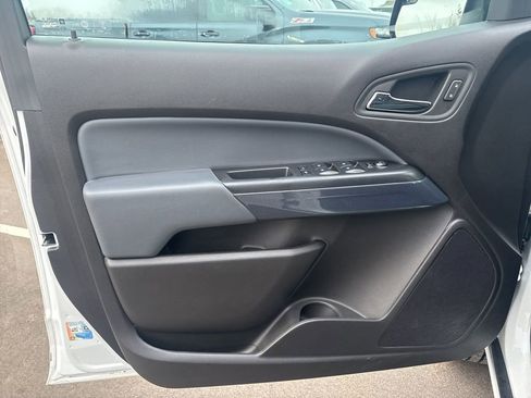 Used 2018 Chevrolet Colorado Z71 image 14