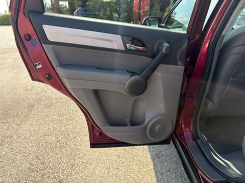 Used 2011 Honda CR-V SE image 19