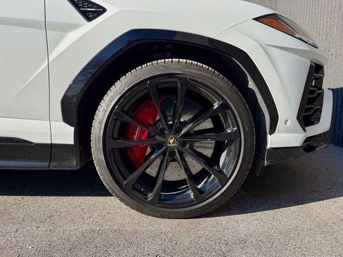 Used 2021 Lamborghini Urus AWD/4WD image 61