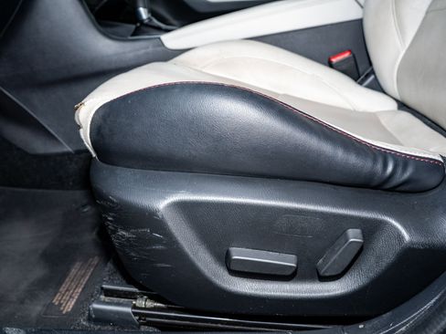 Used 2018 MAZDA MAZDA3 Grand Touring image 20