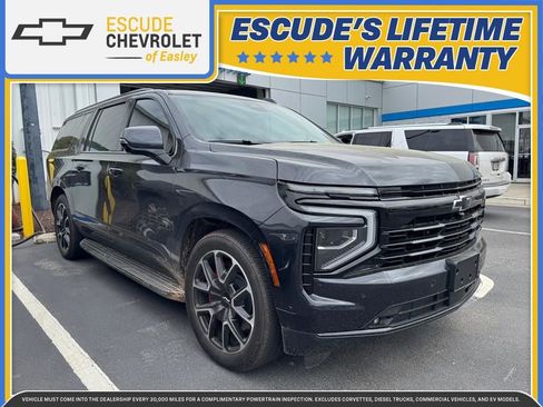 New 2025 Chevrolet Suburban RST w/ RST Capability Package AWD/4WD image 1