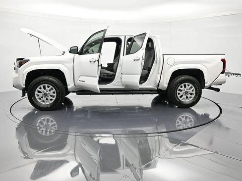Used 2024 Toyota Tacoma SR5 image 47