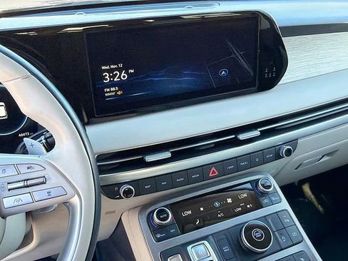 Used 2024 Hyundai Palisade Calligraphy image 29