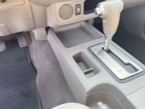 Used 2019 Nissan Frontier SV image 21