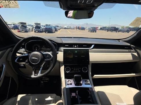 Used 2023 Jaguar F-PACE SVR AWD/4WD image 3