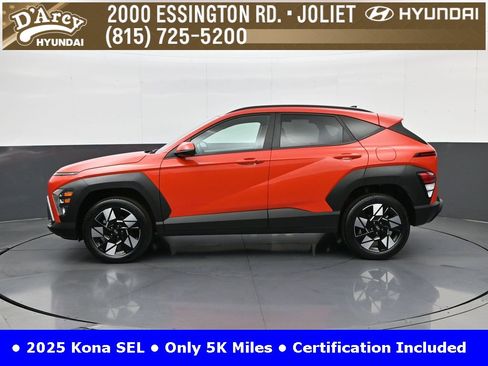 Certified 2025 Hyundai Kona SEL image 8