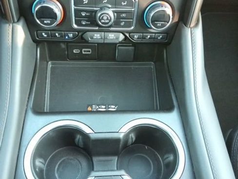 Used 2023 Chevrolet Tahoe High Country w/ Advanced Technology Package image 37