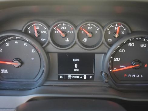 Used 2025 Chevrolet Silverado 2500 Custom w/ Custom Value Package image 22