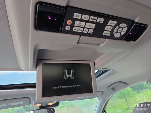 Used 2016 Honda Pilot Touring image 27
