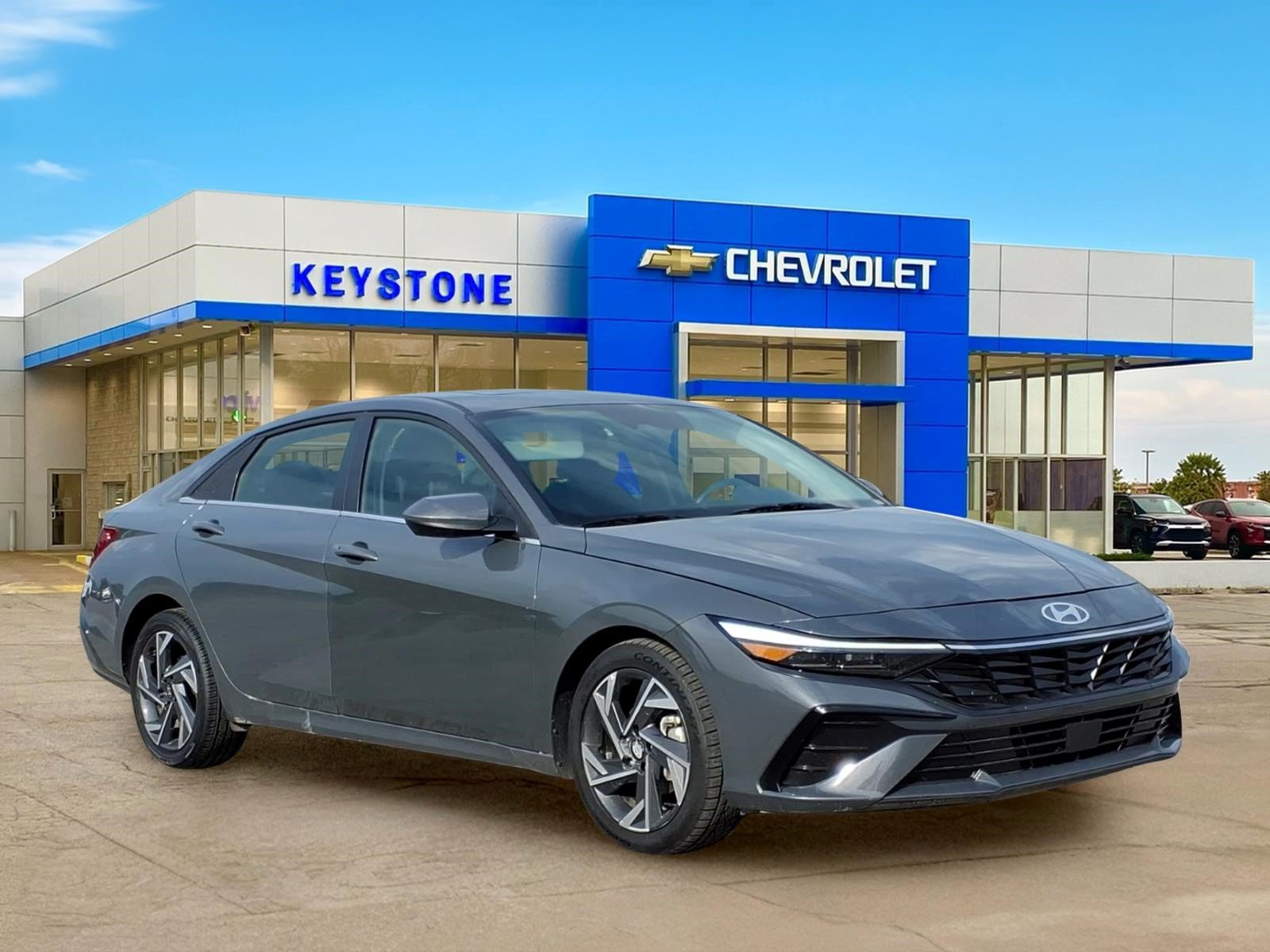 Used 2025 Hyundai Elantra SEL FWD image 1