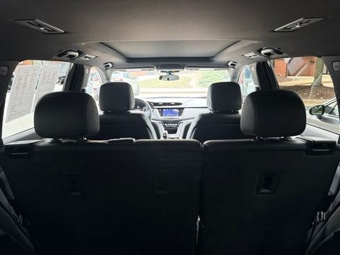 Used 2025 Cadillac XT6 Luxury AWD/4WD image 24