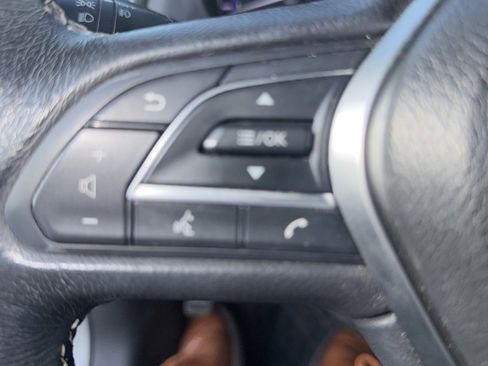 Used 2017 INFINITI Q60 w/ Cargo Package image 15