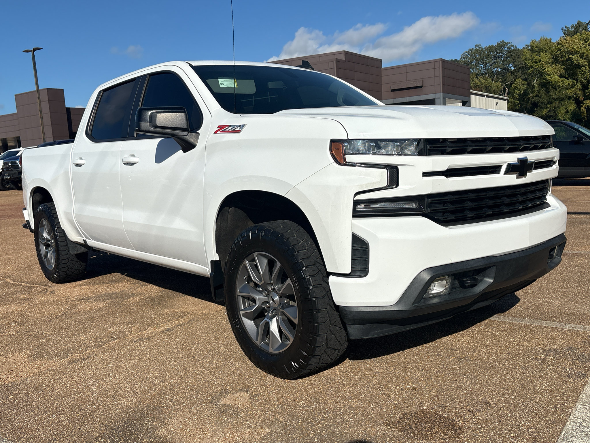 Used 2019 Chevrolet Silverado 1500 RST AWD/4WD image 1