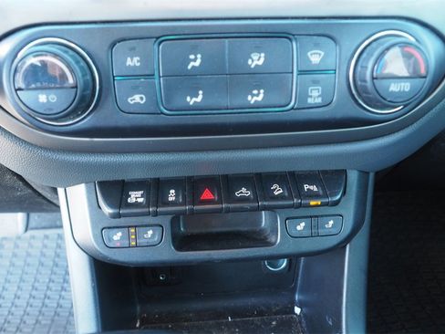 Used 2019 Chevrolet Colorado Z71 image 15