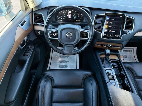 Used 2020 Volvo XC90 T6 Inscription w/ Protection Package Premier image 16