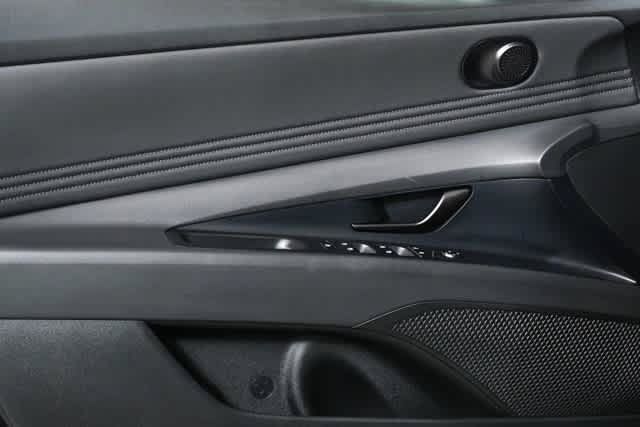 New 2026 Hyundai Elantra SEL FWD image 7