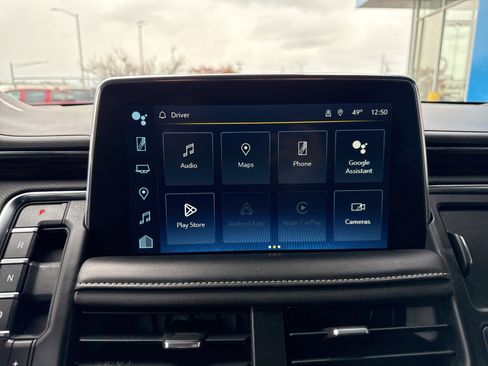 Used 2023 Chevrolet Suburban Premier image 24