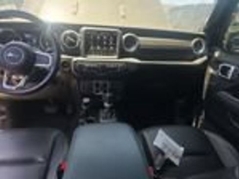 Used 2023 Jeep Wrangler Unlimited Sahara w/ Cold Weather Group AWD/4WD image 18