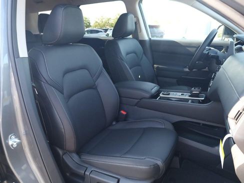 New 2026 Nissan Pathfinder SL AWD/4WD image 21