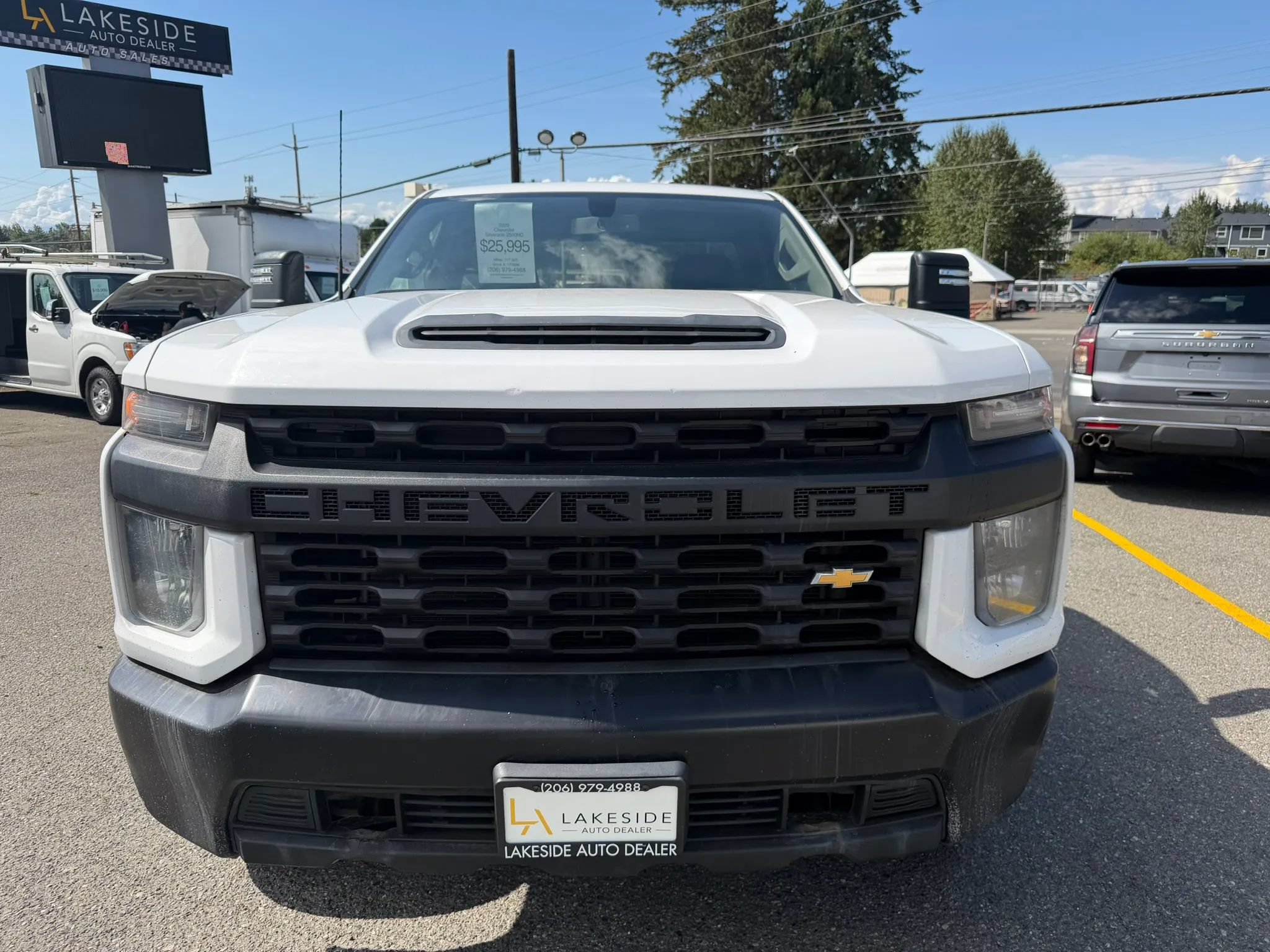 Used 2020 Chevrolet Silverado 2500 W/T w/ WT Convenience Package AWD/4WD image 2